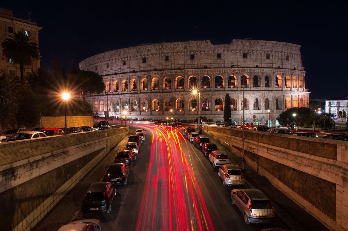 Landscape notturno a Roma: luce artificiale e ombre